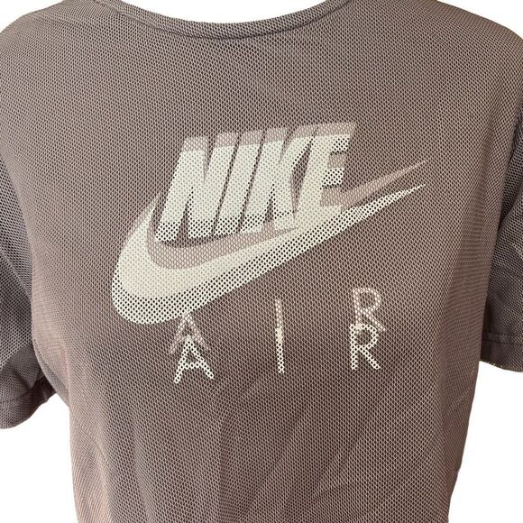 Nike Air mesh layered cropped tee - Picture 2 of 6